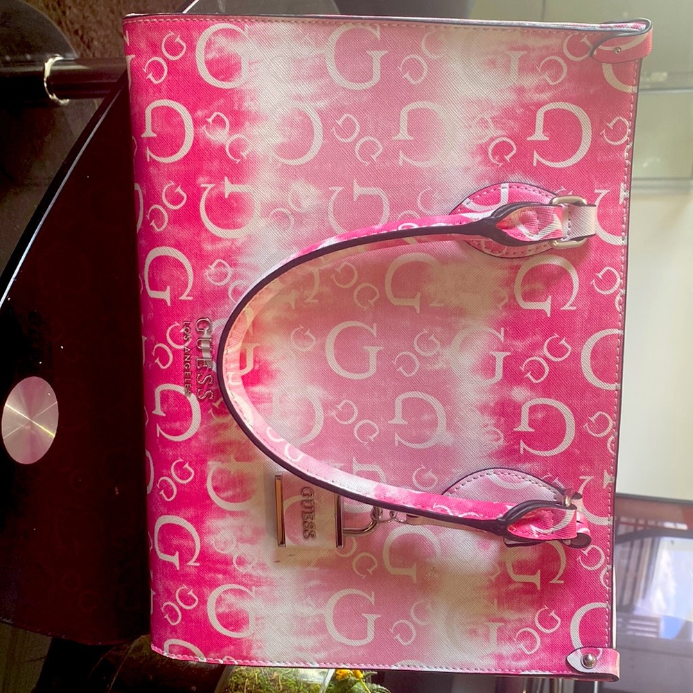 Pink EXCLUSIVE GUESS handbag - Picture 1 of 3